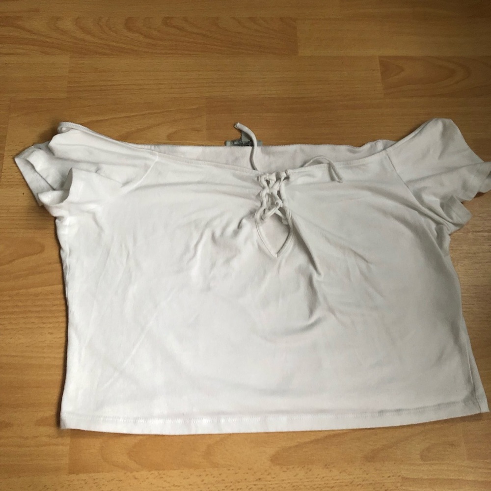 Super Cute White Off the Shoulder Crop Top